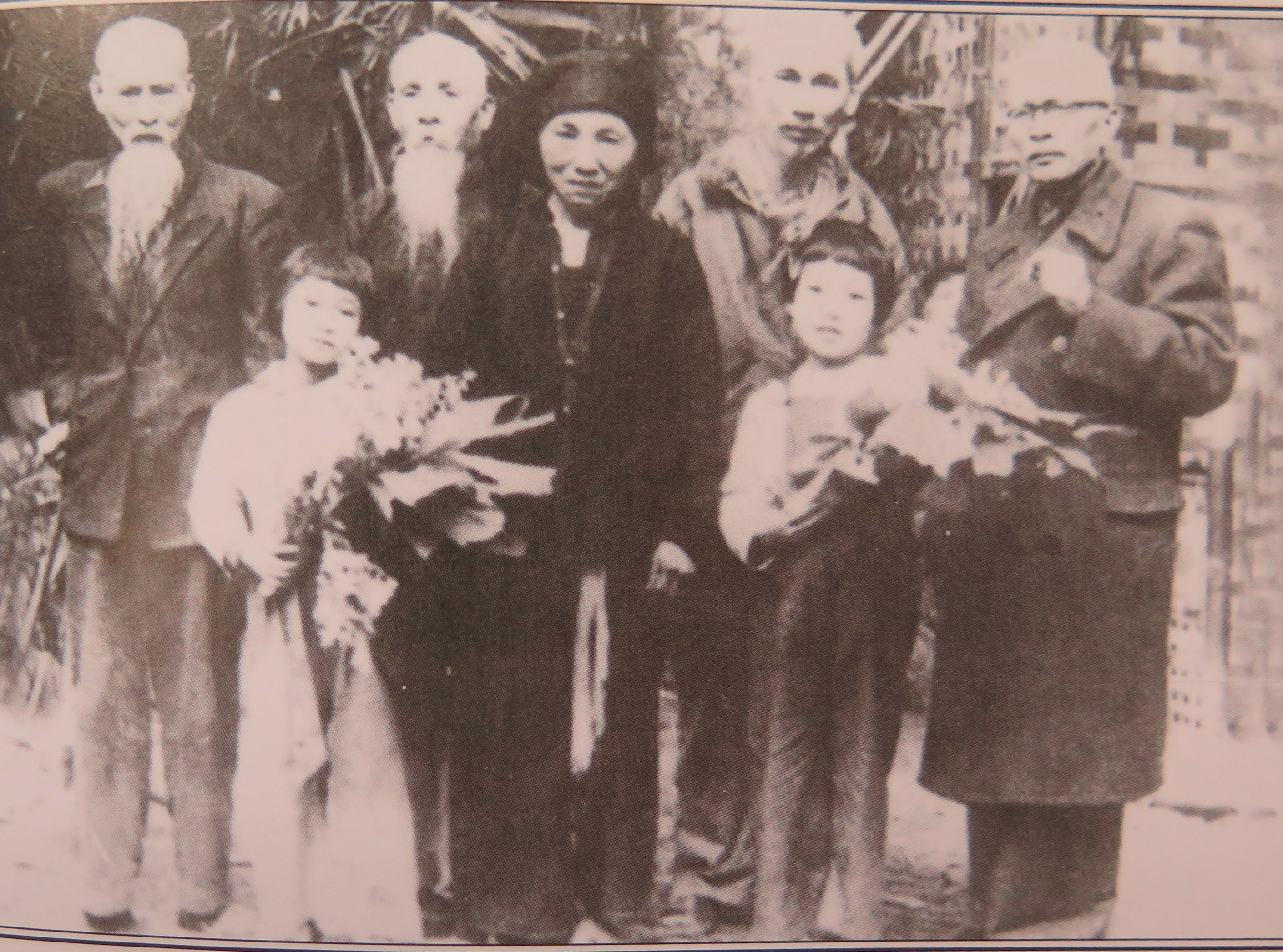 Chủ tịch Tôn Đức Thắng - tấm gương sáng ngời về đạo đức cách mạng và tinh thần đại đoàn kết